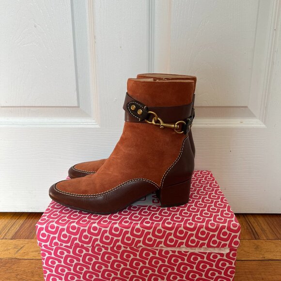 [GENTLY WORN] Coach Suede Ankle Boots - Picture 2 of 7